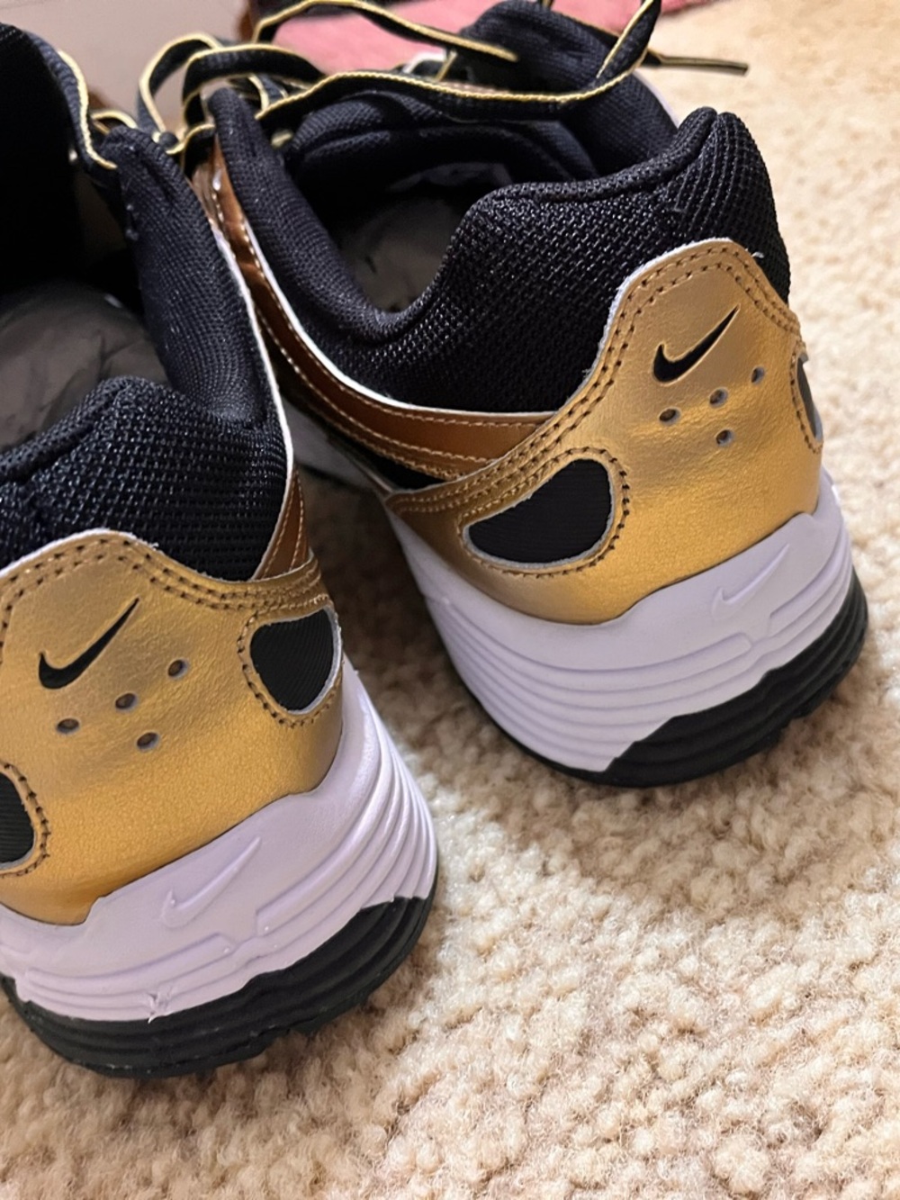 Nike P-6000 "Infinite Gold" sneakers - Picture 7 of 7